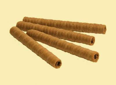 Wafer rolls with internal chocolate covering